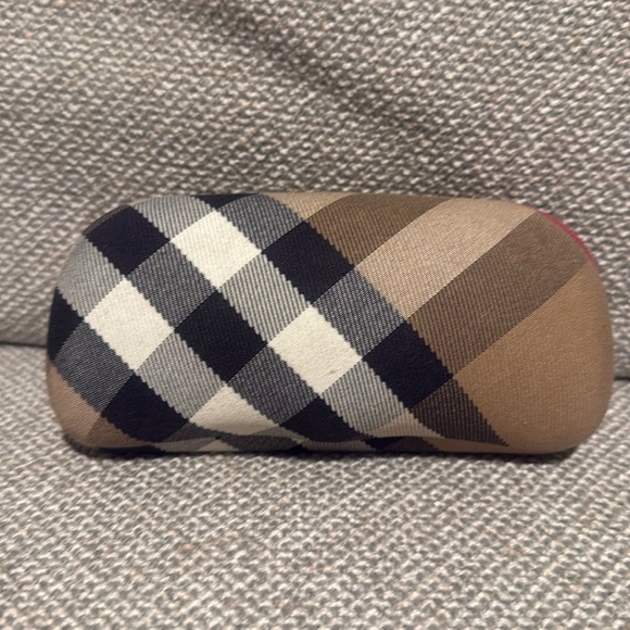 Burberry Accessories - Burberry Authentic glasses sunglasses case